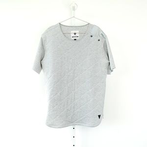 Tackma Fly Tampa Quilted Pullover Tee in Grey 🏈